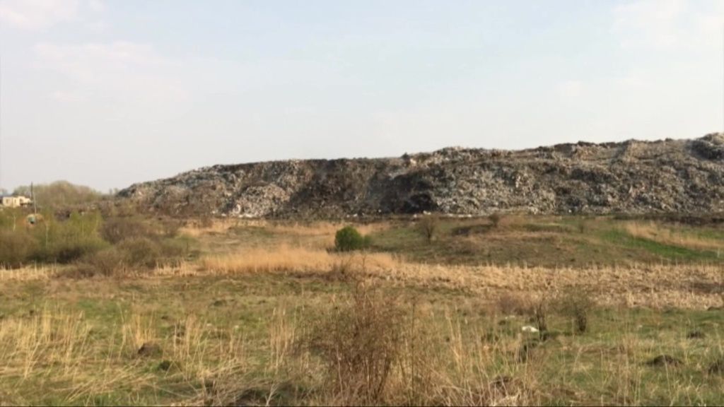 Мусорный полигон убивает орловчан: 25 тыс. тонн опасных отходов завезли из Тульской области