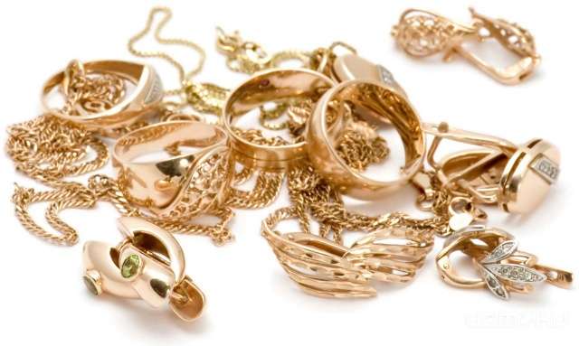  Как правильно сочетать ювелирные украшения?
