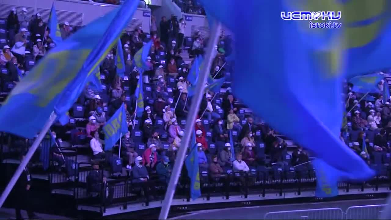 Спорт-арена "Динамо" стала площадкой для митинга либерал-демократов. 13 сентября сторонники партии встретились на предвыборном слете