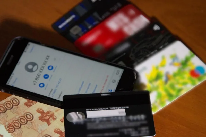 Орловчанин стал фигурантом в уголовном деле, совершив хищение денежных средств с банковских карт