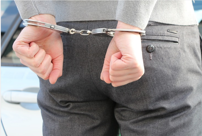 Орловчанин планировал заработать на наркотиках, но попался в руки полиции