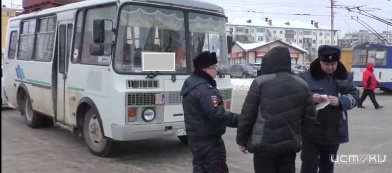 В Орле полиция в очередной раз проверила маршрутки