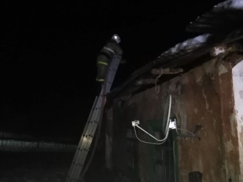 Из-за неосторожности при курении во Мценском районе горел дом