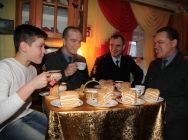 Орловские полицейские навестили мальчика, которого спасли в новогодние праздники