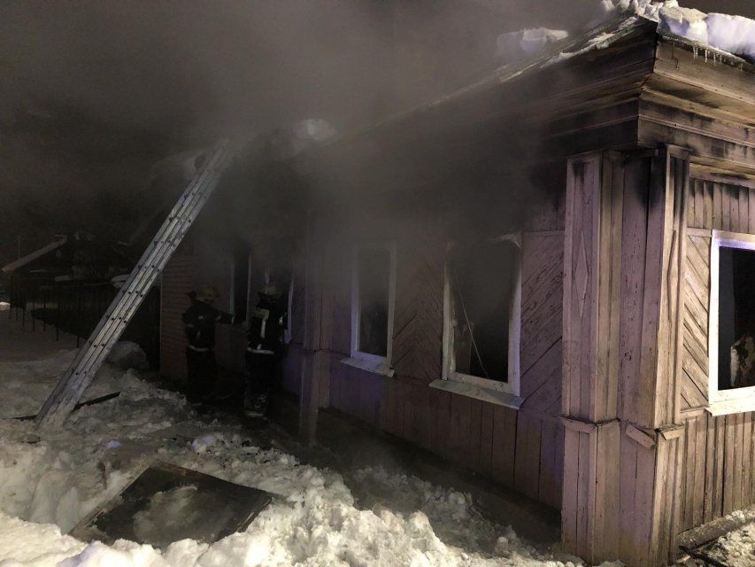 В орловской глубинке в своем доме заживо сгорел пенсионер