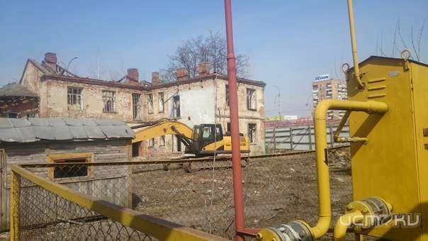 Прокуратура проверяет законность документов собственников о сносе здания на Гостиной, 1