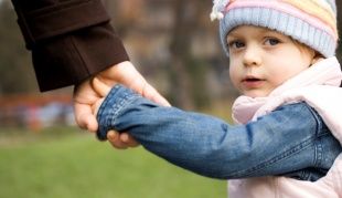 Более трехсот орловских сирот нашли семью