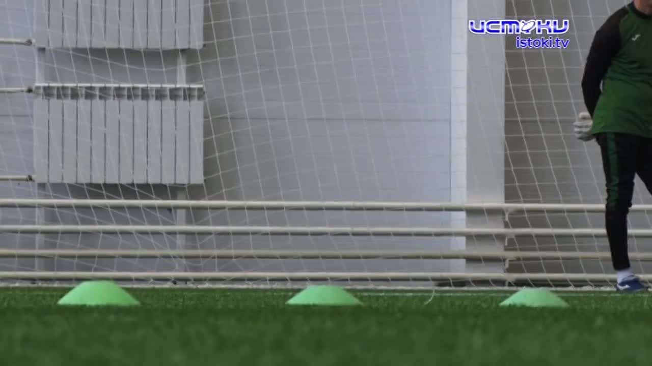 «Орлы» начали подготовку к выступлению в профессиональной лиге. Сегодня мы съездили на их тренировку