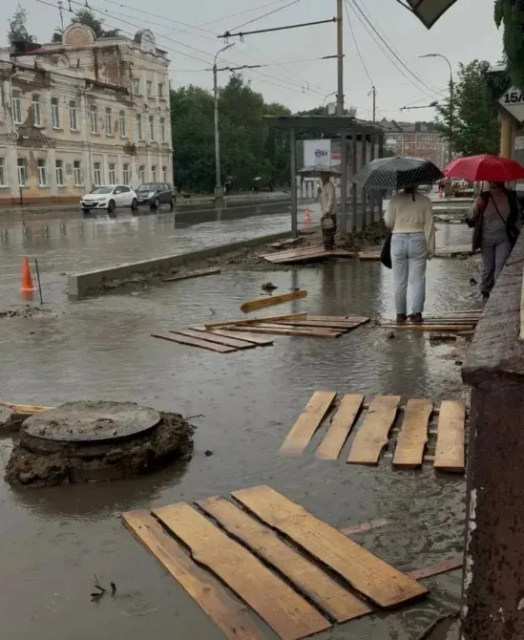 Орловчанин ужасается, во что превратил центр Орла ремонт 