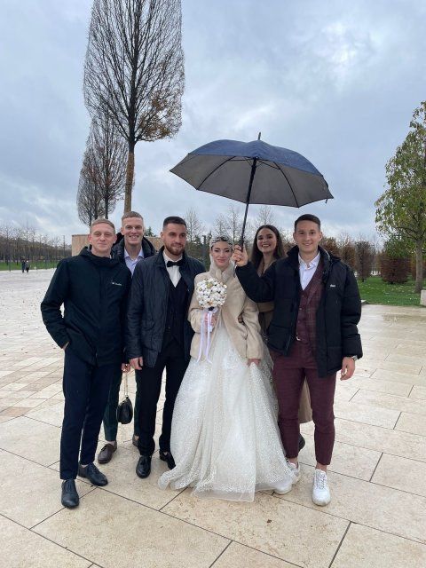 Женился основной бомбардир главной футбольной команды области