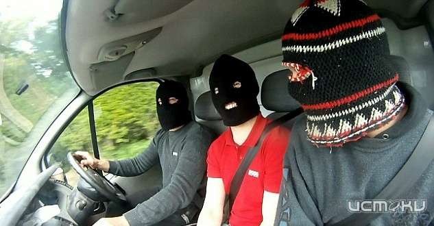 Юноша украл украшения, найдя их в подушке орловчанки