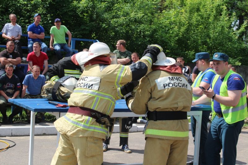 Ливенская команда пожарных-добровольцев стала лучшей в области