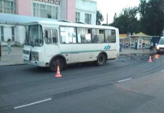 Не закрыл дверь во время движения: в Орле наказали водителя маршрутки за травму пассажирки 