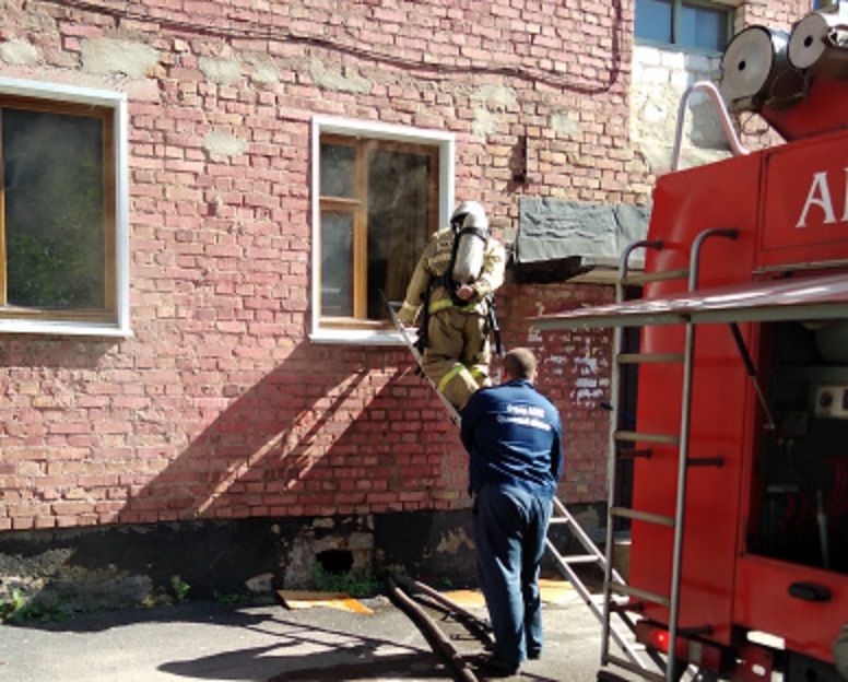 В Ливнах 30-летний мужчина погиб при пожаре в однушке