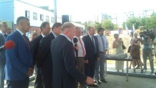 В данный момент директор ТМК "ГРИНН" презентует проект новой гостиницы и аквапарка