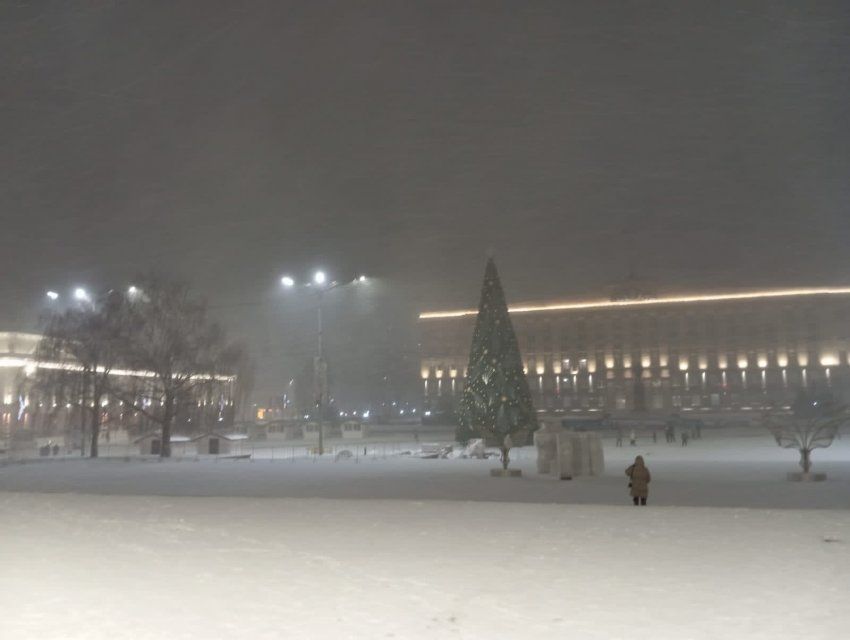 Синоптики объявили штормовое предупреждение