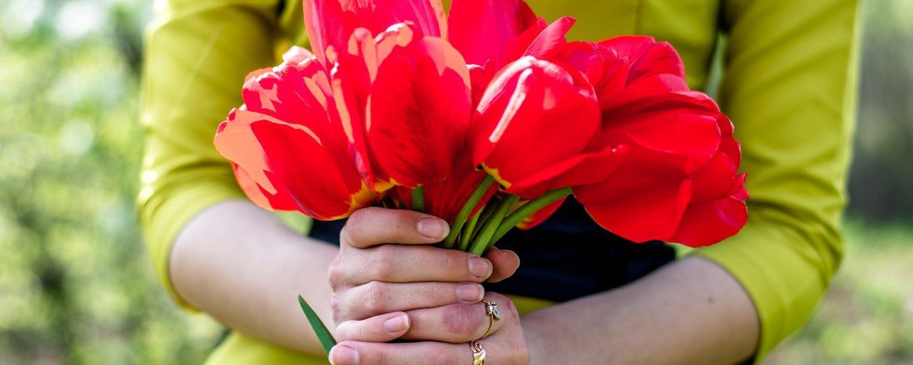 В центре Орла женщинам будут дарить цветы