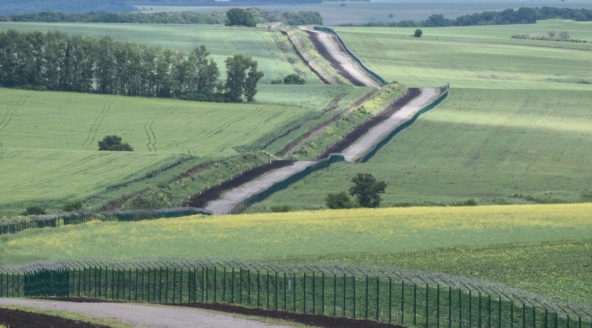 Можно ли выехать за границу с долгами по кредиту?