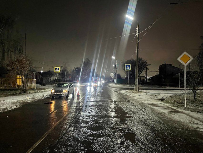 В Орле пенсионер на иномарке сбил ребенка на пешеходном переходе