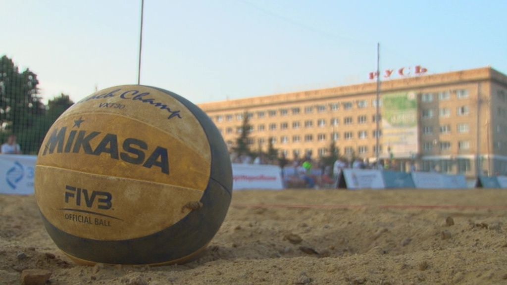 На центральной площади Орла сыграют в парковый волейбол