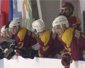 Первый блин - комом! Хоккейный клуб "Славянское" начал год с поражения 