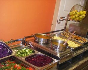 В Орловской области жителей кормили с нарушениями