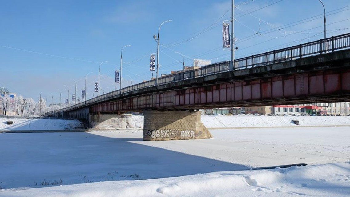 Раньше закончим: губернатор Андрей Клычков о ремонте орловских дорог и Красного моста