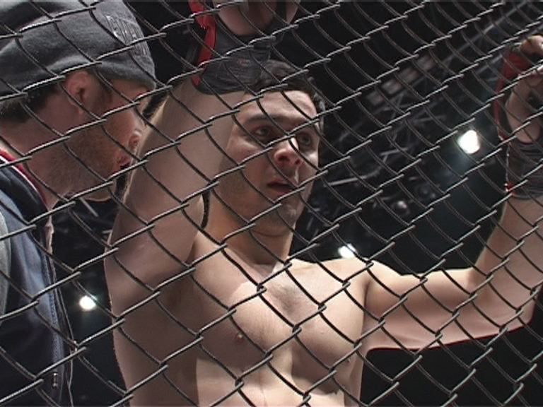 В Орле прошел профессиональный турнир по правилам ММА