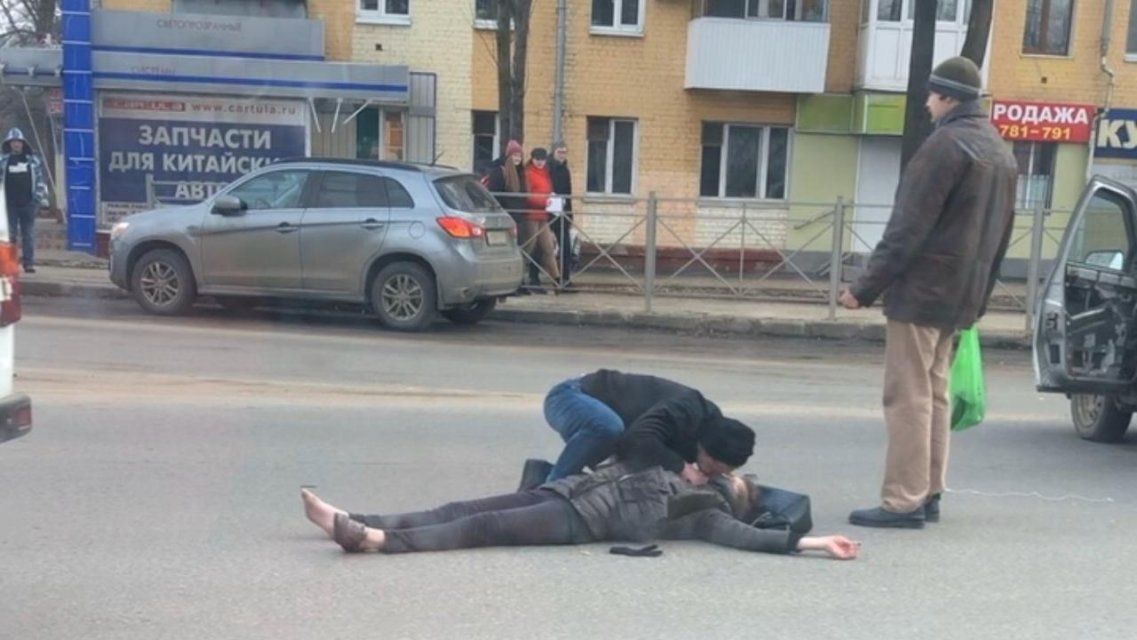 Снова пешеход под колесами: после ДТП в Орле женщину увезли в реанимацию