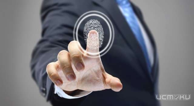 В Орле гражданам предложили пройти бесплатно дактилоскопирование.