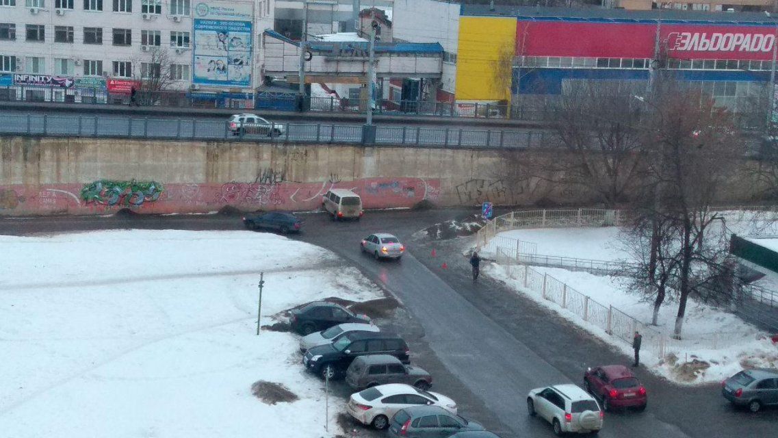 Влетел в опору орловского моста: семилетний пассажир микроавтобуса не был пристегнут 