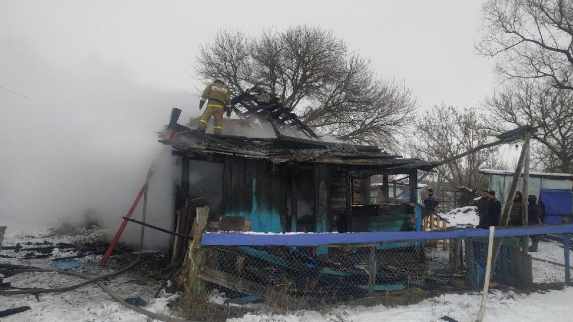 83-летняя жительница Орловщины попала в больницу, едва не погибнув в доме