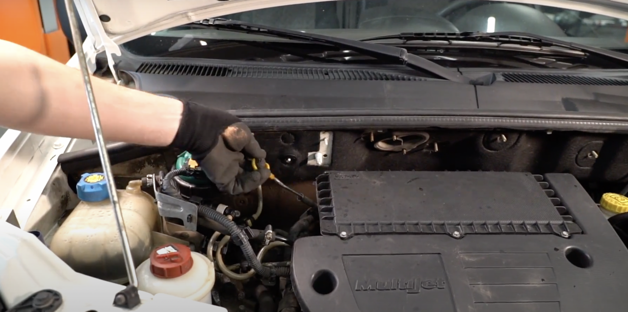 Обслуживание и эксплуатация автомобилей