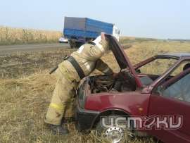 В Колпнянском районе 21-летний парень погиб в результате столкновения «Оки» и «КАМАЗа»