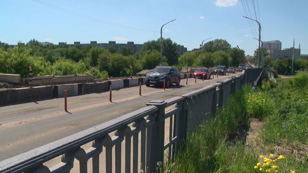 Мэрии Орла рекомендовали попрощаться с фирмой, ремонтирующей мост Дружбы 