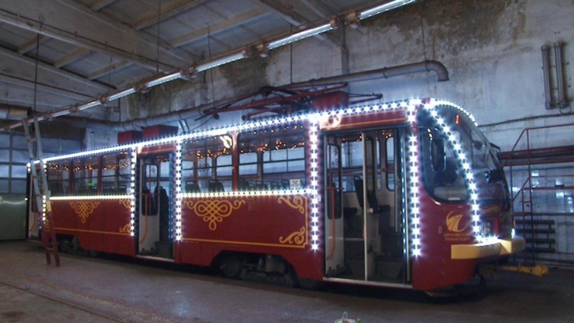 График движения новогоднего транспорта в Орле: создай себе праздничное настроение!