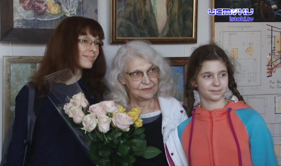 В орловском художественном училище открылась выставка работ художницы Нины Васищевой