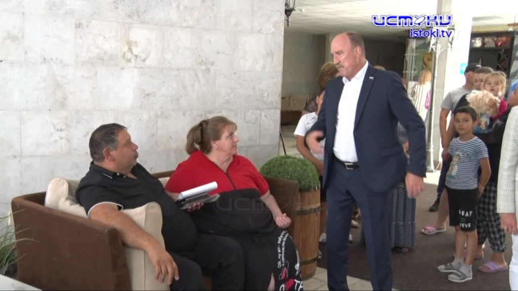 Своих не бросаем! 