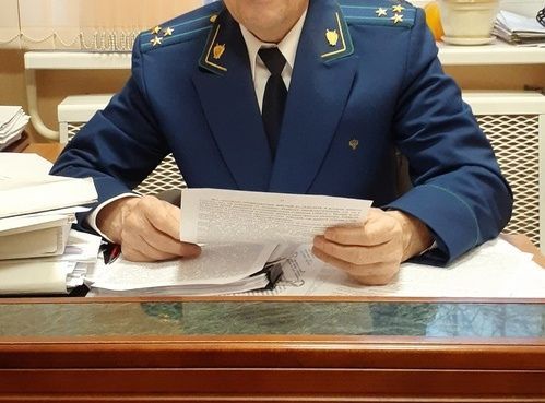 В Кромах студент стал жертвой парочки вымогателей