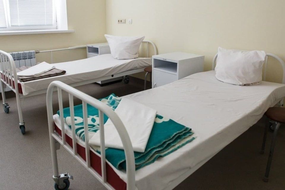 Болховская ЦРБ получит 1,3 млн рублей для покупки новых коек для ковид-пациентов