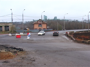 Новости за 90 секунд: кольцевую развязку все же закрывают, немалый наркоулов полицейских и сорок городов воинской славы встретились в одном месте