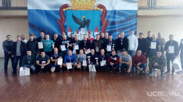 В региональном УМВД провели чемпионат по гиревому спорту 