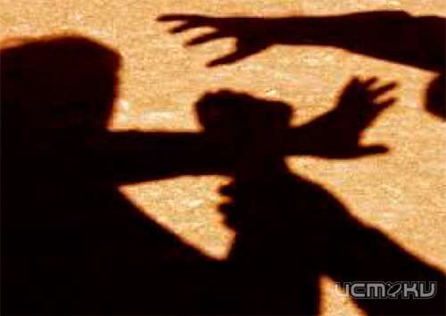 В Глазуновке 17-летний юноша до полусмерти избил мужчину