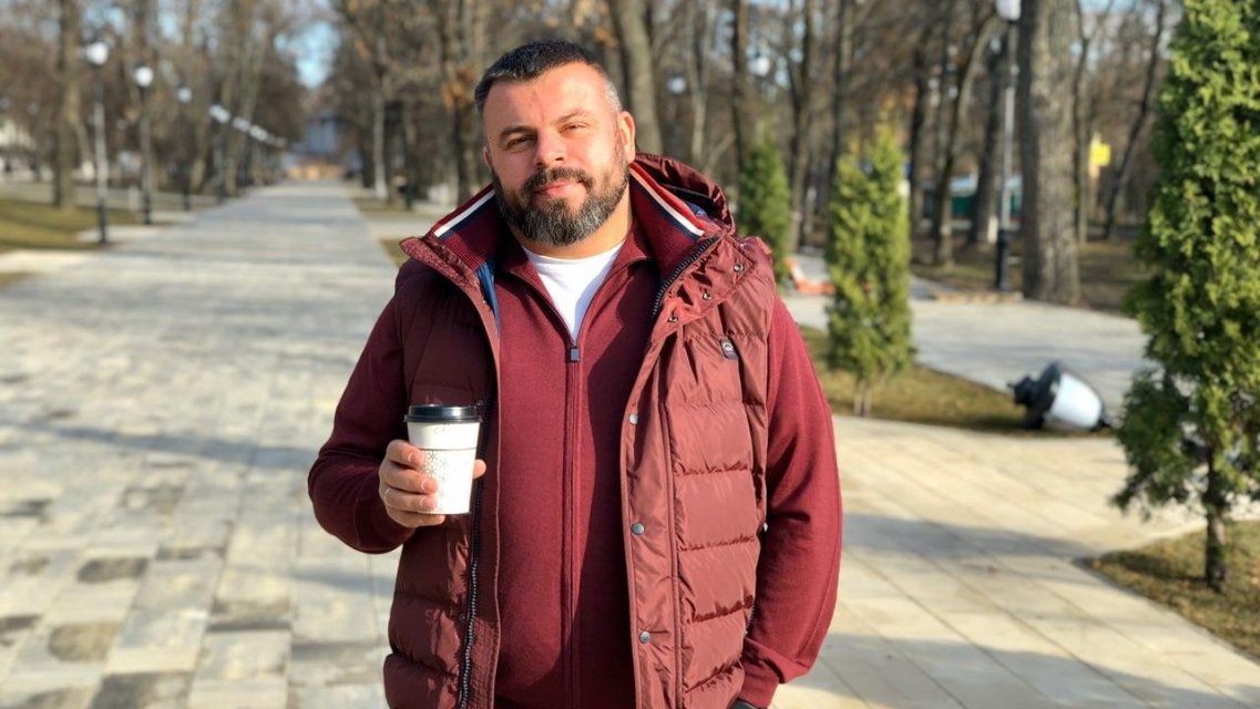 Лежнев решил не раскрывать подробности детективной истории нашему телеканалу