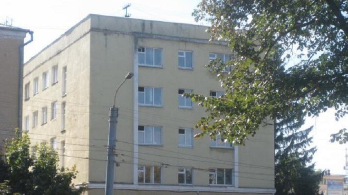 Из-за ЧП эвакуировали людей из общежития ОГУ на ул. Комсомольской