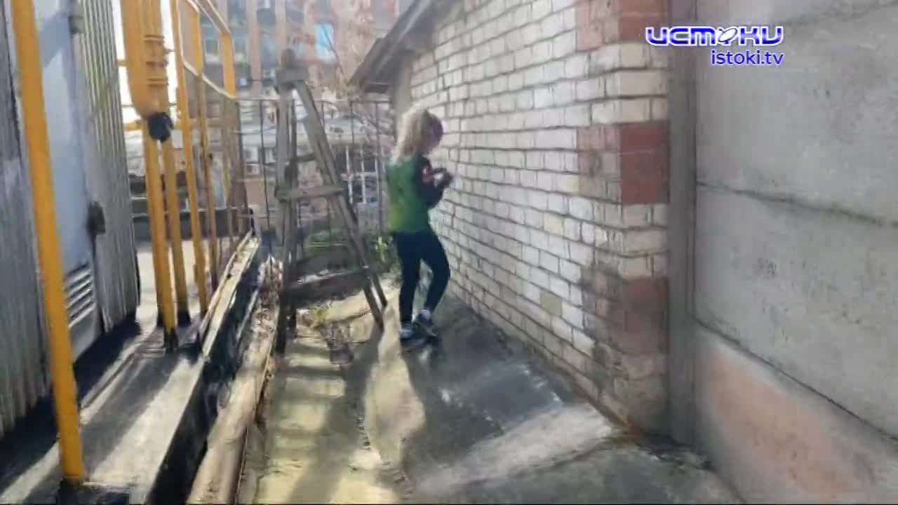 Сегодня территория центральной улицы города и окрестных домов стала местом проведения открытой тренировки орловских ориентировщиков.