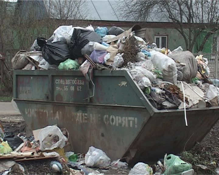 Последствия субботника — вывоз мусора