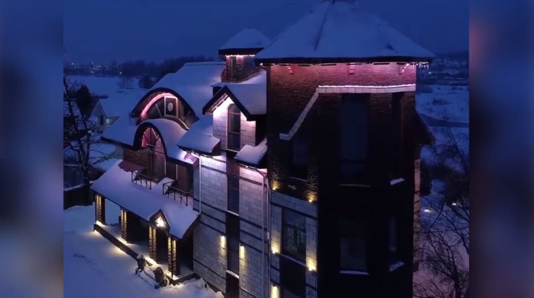 Как выбрать наружное освещения для частного дома?