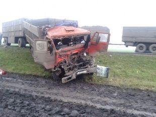 В Ливенском районе столкнулись пассажирский автобус и КАМАЗ. Есть пострадавшие