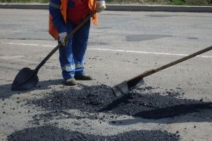 В этом году на ремонт и строительство дорог в области направят 3 миллиарда рублей